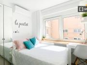 Dormitorio en suite en la residencia de Vallehermoso, Madrid