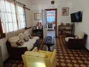 Dorrego y Berutti La Perla Casa 4 ambientes, jardin y parque