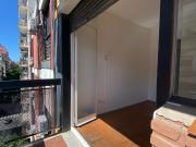 Dos ambientes al frente con balcon