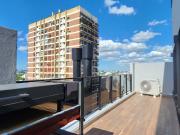 Dos ambientes con espectacular terraza propia !