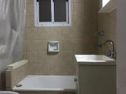 Dos ambientes en Montevideo 1100 Plaza Vicente López