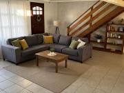 DOS CASAS EN TERRENO PROPIO. MUY AMPLIAS LOMAS