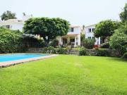 Dos casas en una · Jardín y alberca · Para familias...