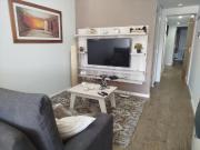 Dos dormitorios y cochera 100% amoblado