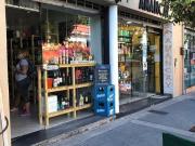 Dos locales y espacio aéreo. Sobre calle San Juan. Zona...