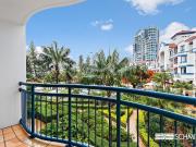 DOUBLE APARTMENT BEACHFRONT WITH STUNNING POOLSIDE VIEWS