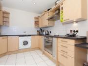 Double bedroom close to University of Cumbria in London...