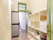 Double bedroom in 5 bedroom 185 sqm apartment