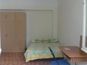 Double bedroom in 5 bedroom apartment