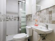 Double bedroom in a 4 bedroom flat, in Getafe