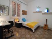 Double bedroom near Drassanes metro station