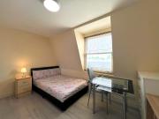 Double Bedsit 2025/26Walk to IC South Ken