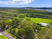 Double Brick Solid Family Home on 26 acres 2 minutes to...