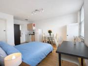 Double En suite Studio Flat Sunny South Facing