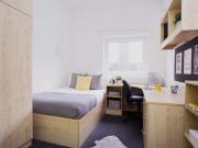 Double room available in Harriet Martineau