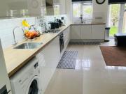 Double room to rent close to seven king station 500 pcm