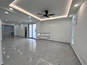 Double Storey/ Bandar Cemerlang, Ulu Tiram, Precinct D,...