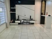 Double Storey Corner Located at Merlin Garden, Samarahan...