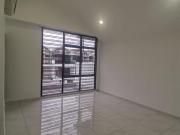 Double storey house gate and guarded Bukit indah...