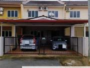 Double storey intermediate at Samarahan Lorong Samarax for
