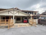 Double Storey Intermediate Terrace house for rent at...