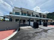 Double Storey Terrace at Gunung Lang