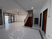 Double Storey Terrace Taman Molek Rare Unit GG