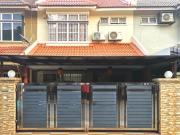 Double Storey Terrance With Renovated Bandar Mahkota...