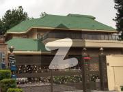 Double Storey with half Basement 800 sq. Yards House for...