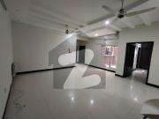 Double Story Full House 6 Bed Attach Bath 2 Kitchen A. C...
