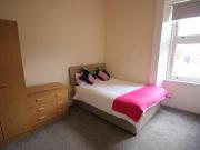 Dowanhill Street, Hyndland, 3 Bedroom Flat