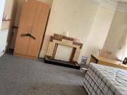 Downend Road, Bristol BS16, 5 bed semi detached house to...