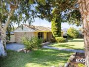 DOWNSIZER ON LARGE BLOCK, MORE LIVING, LESS FUSS with...