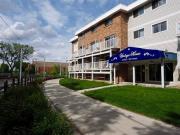 Downtown Spacious 1 Bedroom, 2 Level Apartment with...