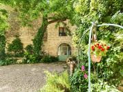 Dpt Gard 30, à vendre UZES propriete P14 de 548 m²...