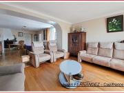 Dpt Vienne 86, à vendre CHÂTELLERAULT maison P8 de 193m²...