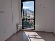 Dpto 1 dorm, a estrenar, con cochera. Centrico