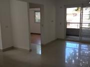 Dpto. 2 amb al frente Balcon y Patio, cocina separada,...