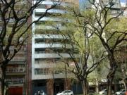 Dpto. 3 amb. con balcon al fte y cochera fija