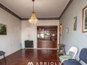 Dpto 3 amb. con dependencia de servicio y cochera. PLAYA...