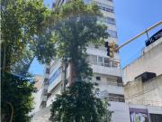 ALQUILER DPTO 3 AMBIENTES CON COCHERA HIPOLITO YRIGOYEN 1900