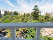 Dpto. c/ Terraza Privada y Vista al Pque Rivadavia