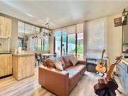 DPTO CON AMPLIA TERRAZA Y JARDIN EN LAS CONDES