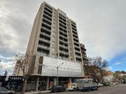 Dpto. de 1 Dorm. Frente en Edificio Parque Centro...