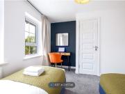 Drake Avenue, Peterborough PE2, 4 bed semi detached...