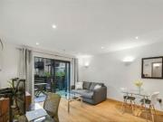 Drayton Park, Highbury N5, 1 bed flat to rent, £2,250...