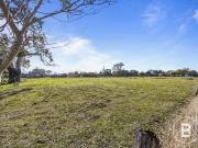 Dream Location with Spectacular Grampians Views