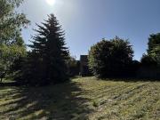 Drei bebaubare Grundstücke + Villa mit Garten in...