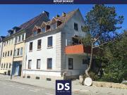 Dreifamiilenhaus mit Potential auf großem Grundstück in...