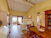 DREIZIMMERWOHNUNG MIT TERRASSE IN WOHNANLAGE MIT...